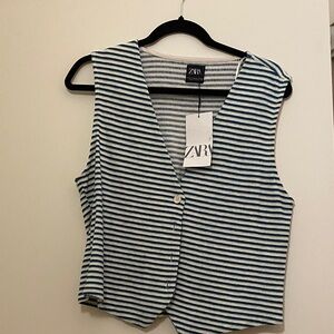 Zara Women's Navy and White Striped Vest Top